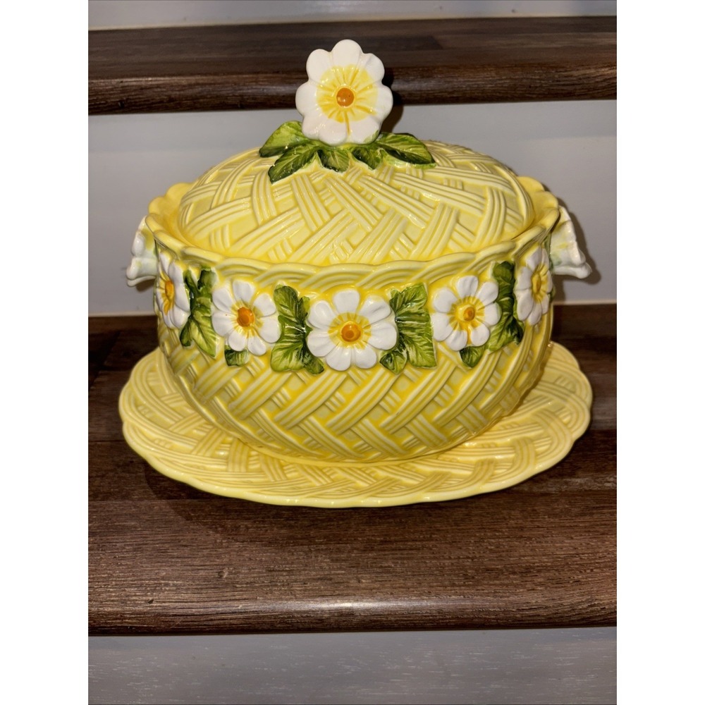 Vintage 1970s Lefton China Japan Yellow Lattice White Flower Oval Tureen w/plate